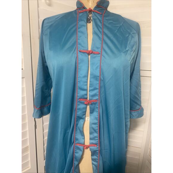 Vintage Aqua Nylon Full Length Robe Chinese Asian Theme X-Large - Picture 2 of 8